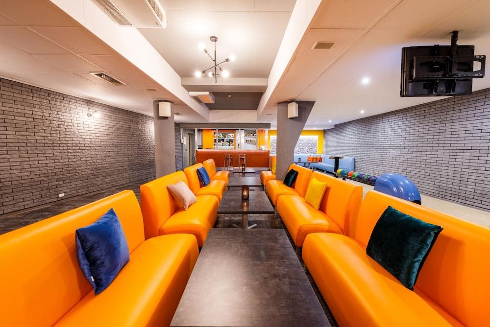 Hotel Wilga クラクフ エクステリア 写真