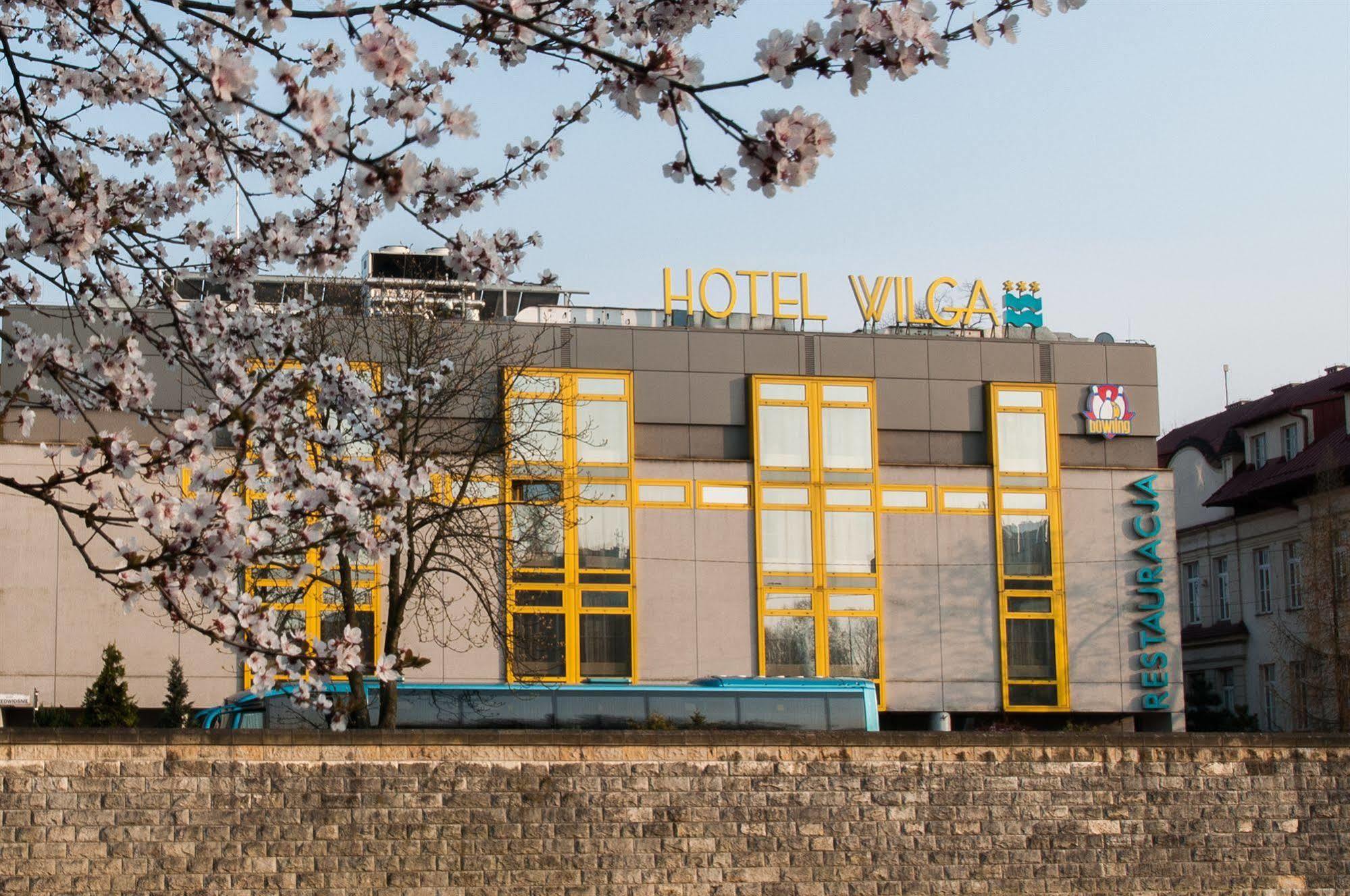 Hotel Wilga クラクフ エクステリア 写真